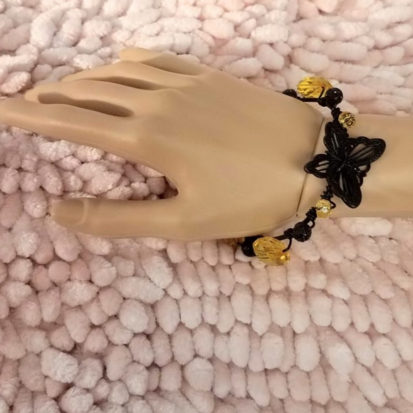 Black Wire Wrapped Butterfly Yellow Bead Bracelet - Picture 4 of 5